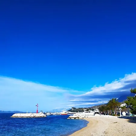 Dalma בית הארחה 3*